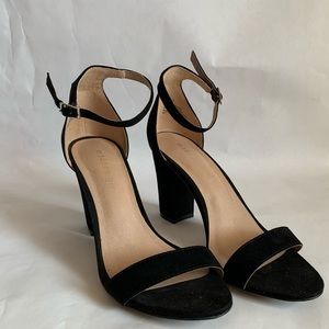 Black strappy block heel